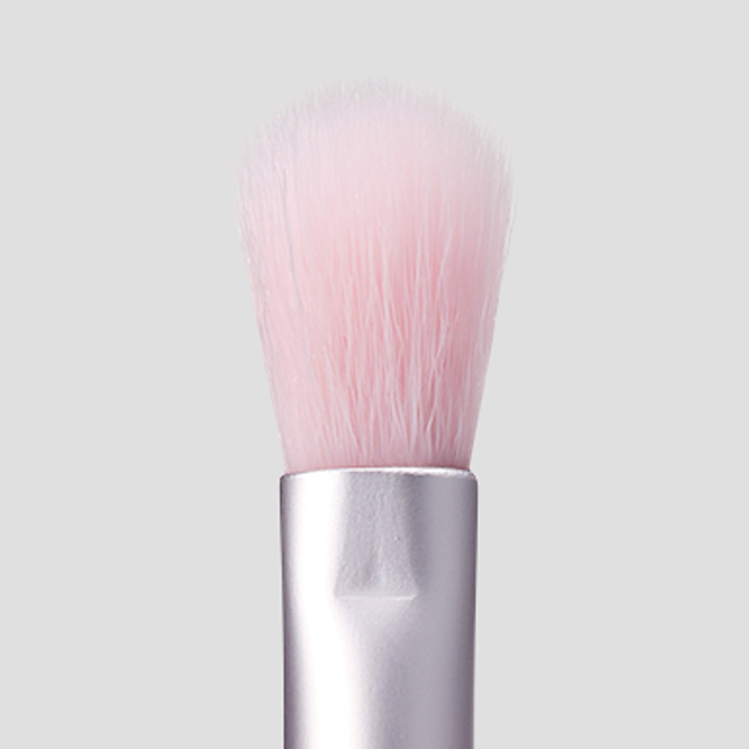 Alternative view of Eyeshadow Crease Blending Brush 08